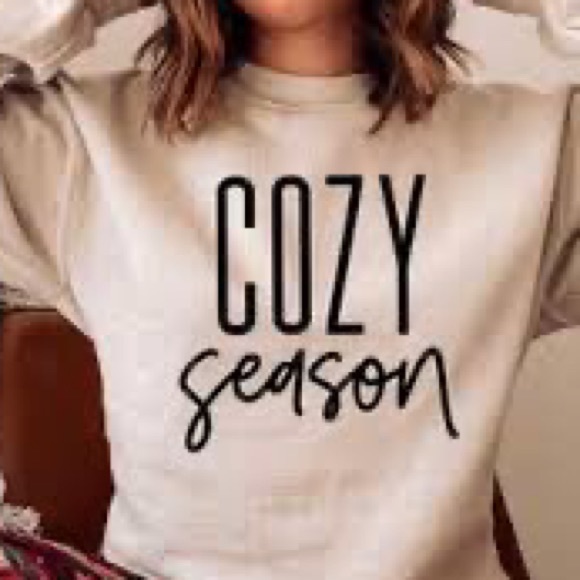 Tops - CUTE WOMEN crewneck